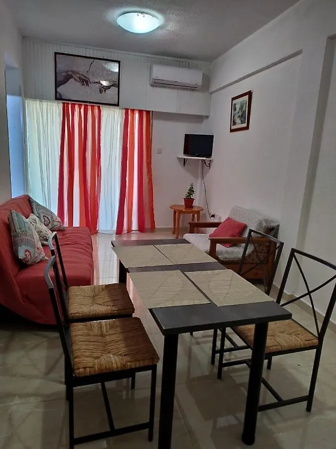 1 Bedroom Apartment Larnaca 0*,